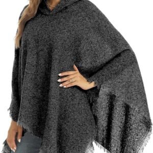 Warme Dames Poncho met Capuchon en Franjes voor Winterse Stijl